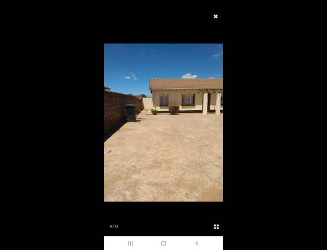 8 BEDROOM HOUSE FOR SALE IN PROTEA GLEN